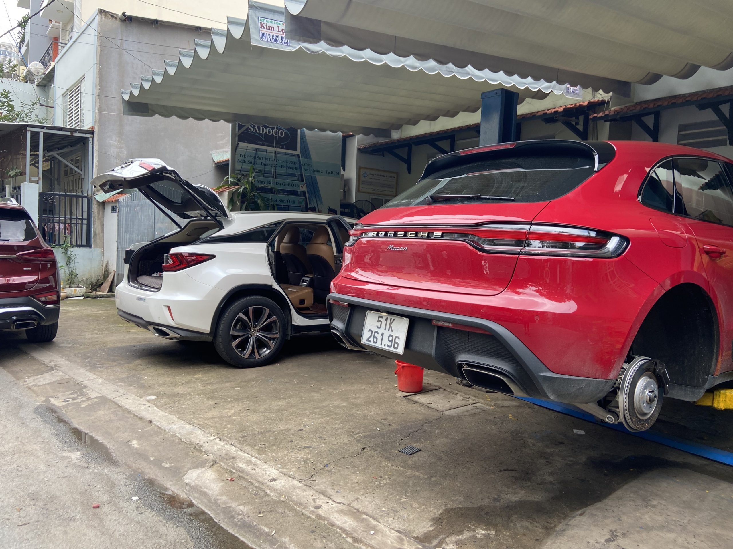PORCHER MACAN 2022! – TRỰC TIẾP CẬN CẢNH HOẠT ĐỘNG DÁN FILM CÁCH NHIỆT Ô TÔ CAO CẤP SADOFILM CHÍNH HÃNG.